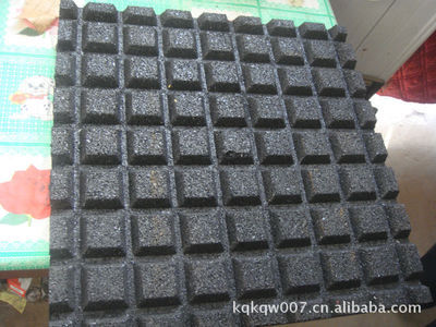 【特賣廣場(chǎng)專用T型溝槽防滑耐磨磚】?jī)r(jià)格,廠家,圖片,塑料、塑膠、橡膠地板,魏縣鳴仁橡膠制品mdash;&mdash;銷售一部-